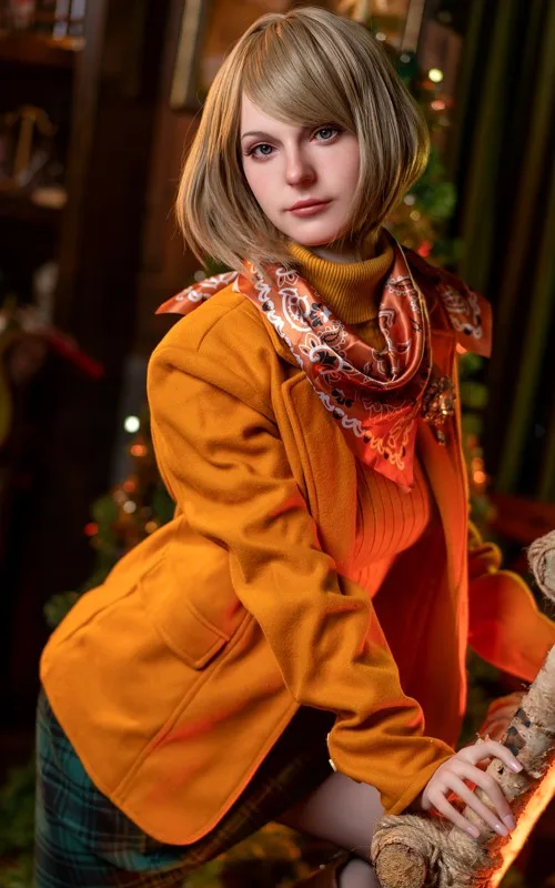 ashley 171 22 1 gamelady.jpg