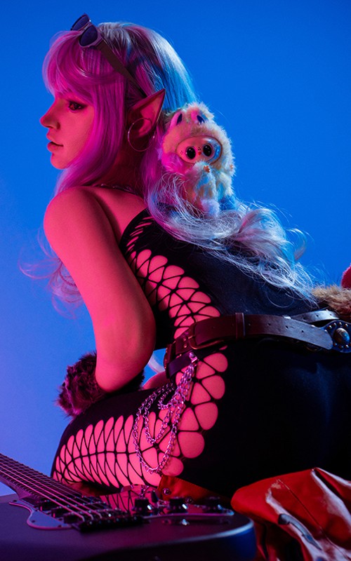 Silicone doll of Evadora